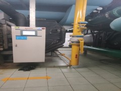 溴化锂机组精密检漏：氦质谱法与荧光检漏技术